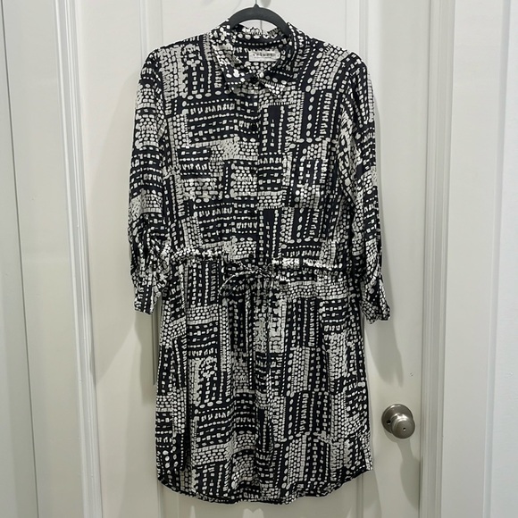 Velvet by Graham & Spencer Patterned Button Down Shirt Dress Grey & Cream Sz S - Picture 2 of 11